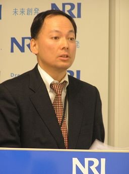 吉川尚宏氏