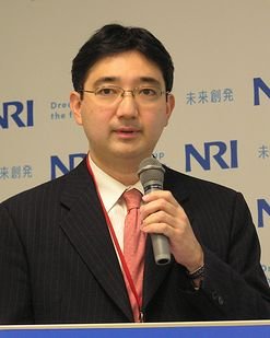 岩垂好彦氏