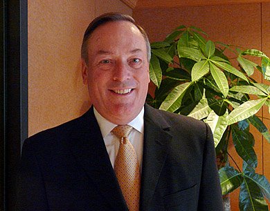 滑らかな口調でインタビューに応対したダン・ウォーメンホーヴェンCEO