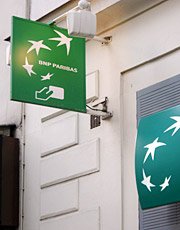 フランスの銀行大手、BNPパリバなど「金融危機はチャンス」ととらえる企業も
