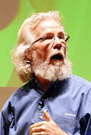 ホジンズ氏は「論理的思考や解析など人間が左脳を使って行う作業は、今やコンピュータを活用すればいい。人間は今後、右脳をトレーニングすべき」と話す