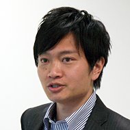 加藤嘉一氏。年間300以上の取材を受け、200本以上のコラムを書くという